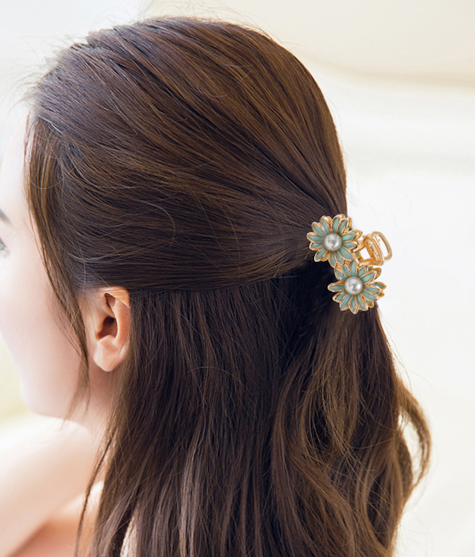 Alloy Flower Gold Metal Hair Clip